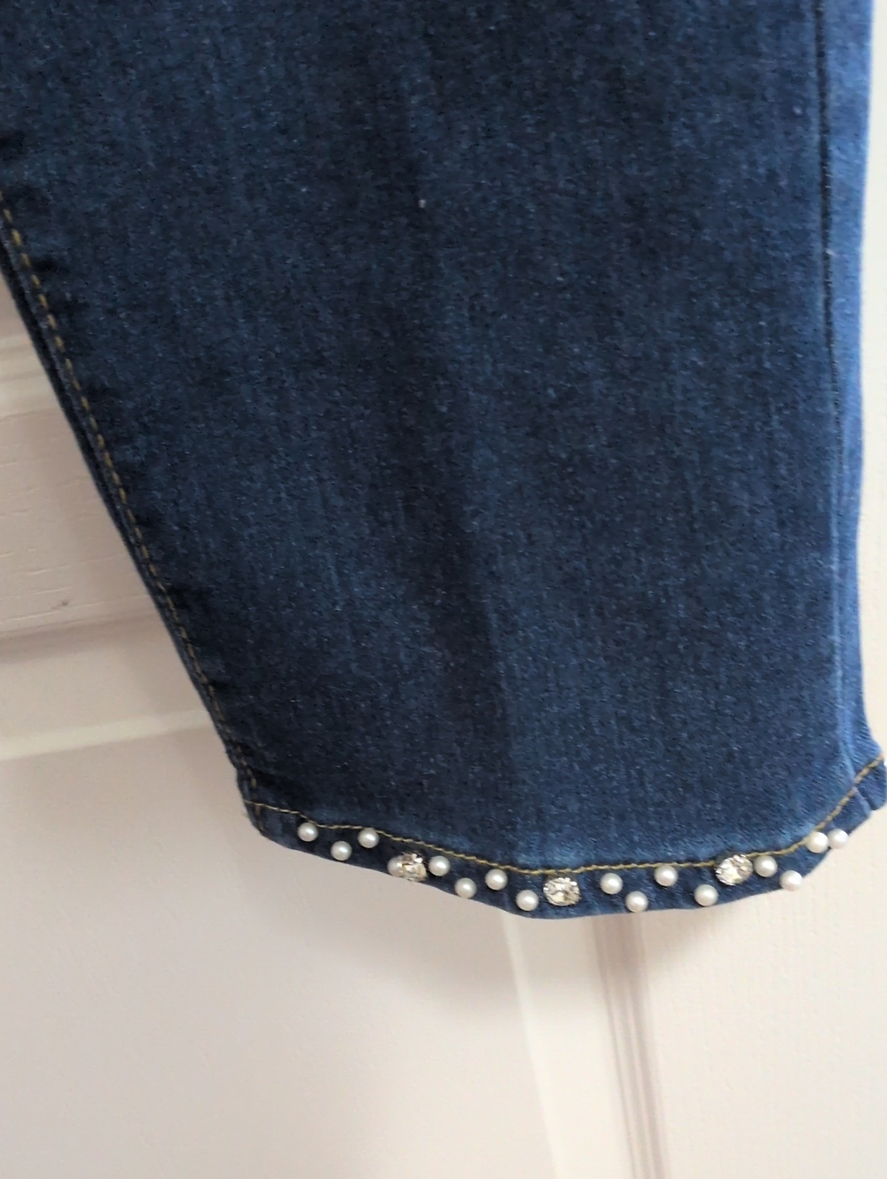 Super Cute Beaded Design Brushed Stretch Jeans - Picture 4 of 10